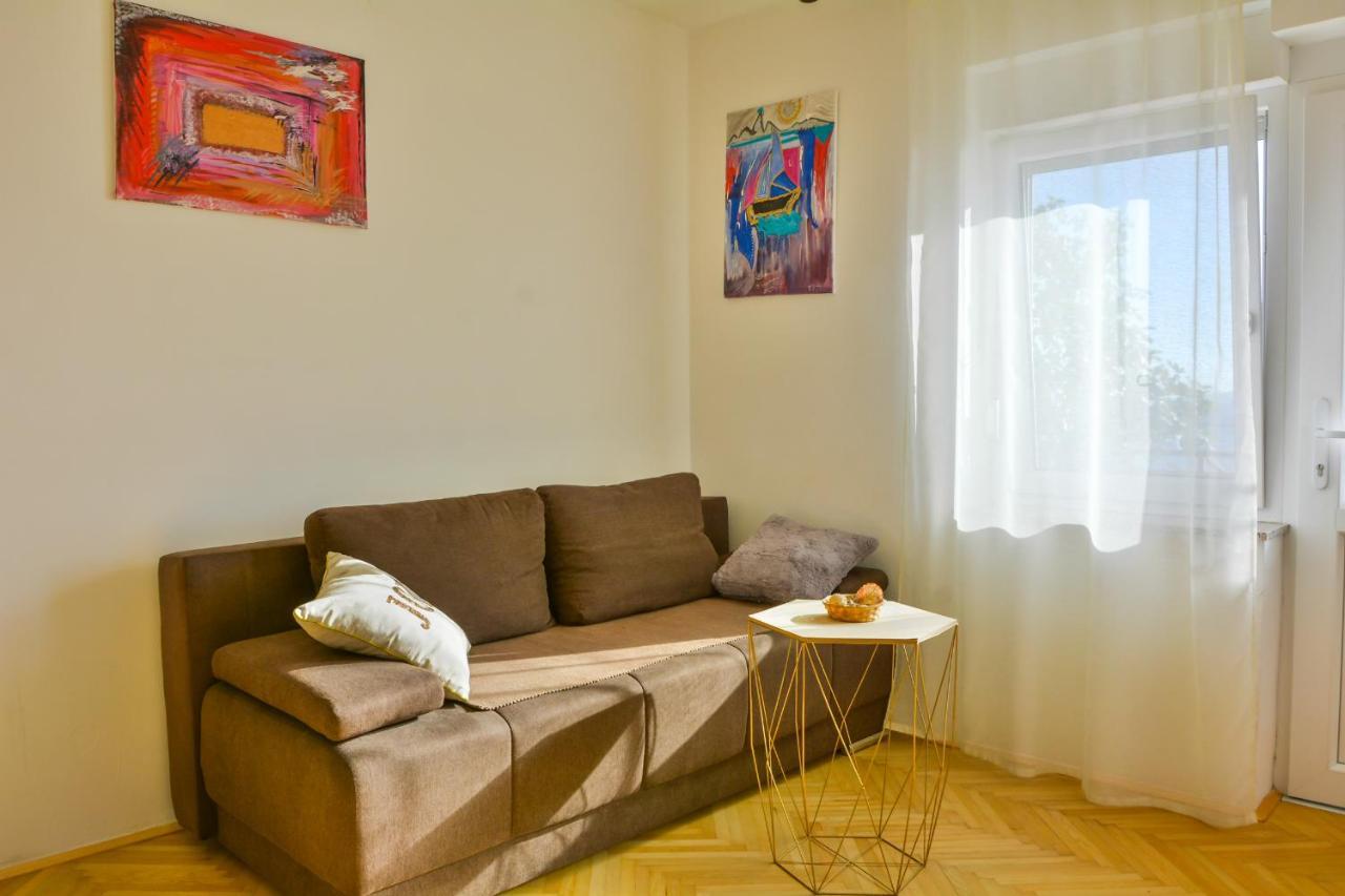 Apartmani Krijesnica Senj  Εξωτερικό φωτογραφία